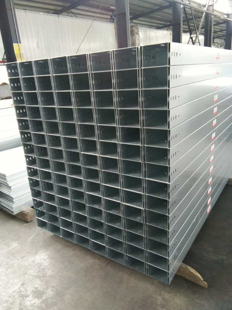 防火槽式電纜橋架用途跟性能有什么樣的關系
